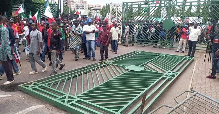 Senate Reacts As Aggrieved NLC, TUC Protesters Pull Down NASS Gate