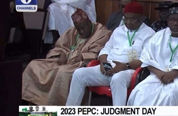 Ganduje, Other Top APC Chieftains Sleep At Presidential Tribunal Judgement (Photos)