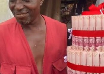 Man Breaks Down In Tears As Daughter Surprises Him At Workplace On Birthday (Video)