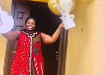 Employer Surprises Nanny With A House After 10 Years of Service (Video)