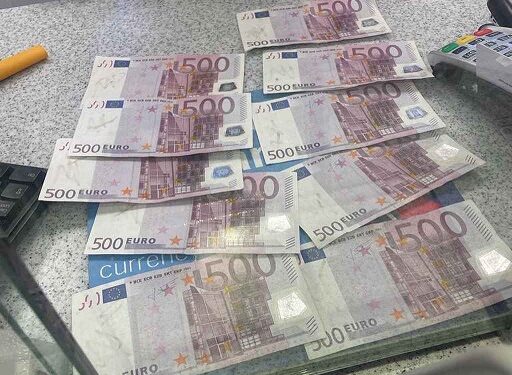 Man Causes Uproar Online As He Accuses Popular Nigerian Bank Of Giving Him Fake Currency (Screenshots)