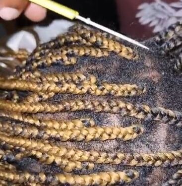 Drama As Uber Driver Cuts Off Braids of His Two Female Passengers Who Ordered a Ride Without Money (Video)