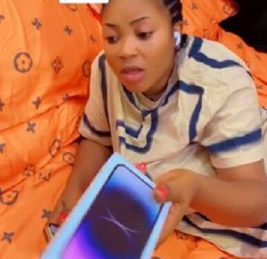 You Are Ungrateful – Man Tells His Wife After She Rejected iPhone 14 Pro Max He Gifted Her, Requests For Higher Version (Video)