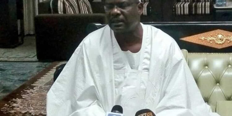 A Nigerian Soldier Receives N1,200 As Daily Money – Ndume