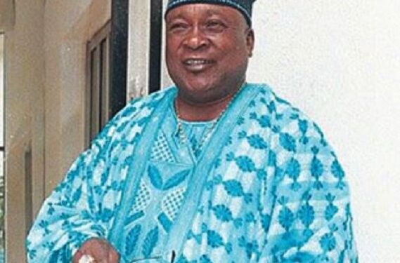 Veteran Nigerian Musician, Kollington Ayinla Critically ill