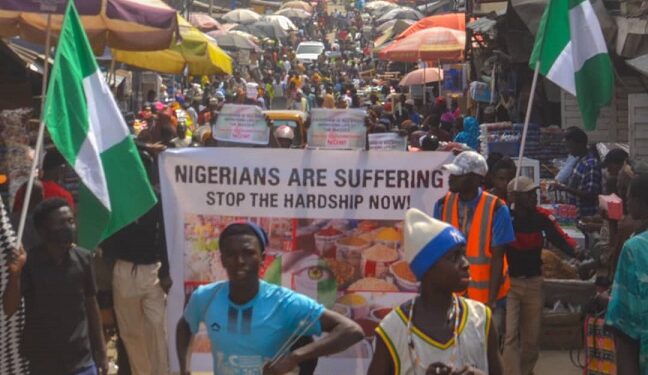 Nigerians Begin Fresh Protests In Suleja Over Hardship Inflicted By Tinubu Government (Photos)