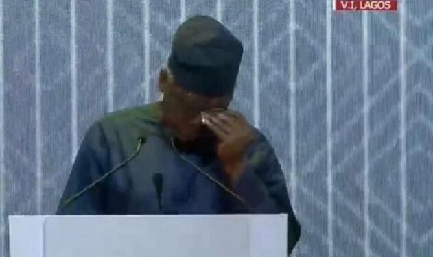 Aliko Dangote Breaks Down In Tears As He Pays Tribute To His Late Friend, Herbert Wigwe (Video)