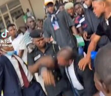 Drama As Police Officer And DSS Official Clash At An Event In Abuja (Video)