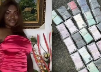 Nigerian Lady Returns 125 Phones Mistakenly Sent To Her After Ordering One iPhone (Video)