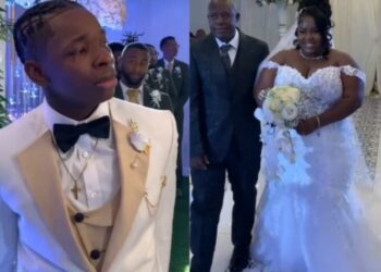 Groom Breaks Down In Tears As Bride Walks To Him On Wedding Day (Video)