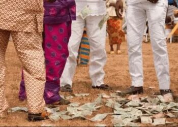 Bobrisky: Check Out 3 ‘Safe’ Alternatives To Spraying Money In Nigerian Parties