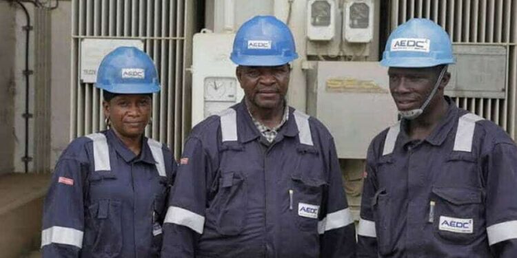 Drama As Electricity Workers Lock Out Minister Over Tariff Hike