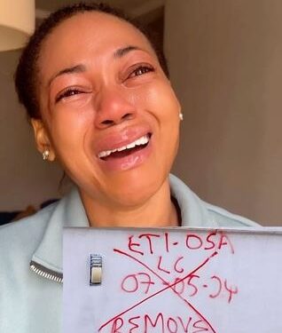 Lady Breaks Down In Tears As She Narrates How A Property Her Family Purchased In Lagos Was Demolished Two months After (Video)