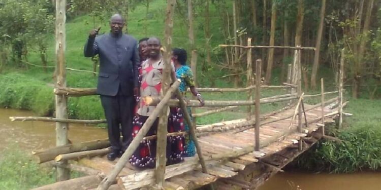 Shame on You – Senator Blasted After Proudly Showing Off Bridge He Constructed For His Constituents