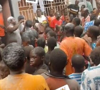 Neighbours Gather To Celebrate With Woman Who Welcomed Twins After 15 years Of Childlessness (Video)