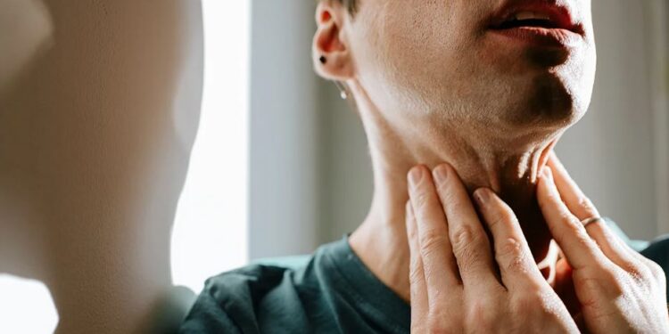 Experts Link Rising Throat Cancer Cases To Oral S*x, HPV