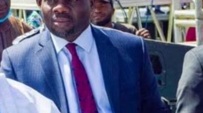 Tinubu’s Chief Security Officer Defies DSS Redeployment Order, Gets Governors Backing