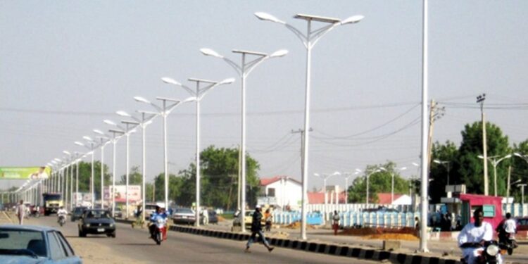 Foreign Contractor Arrested In Abuja For Damaging Streetlights In Order To Get New Contract