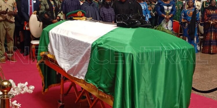 Late Chief Of Army Staff, Lagbaja’s Burial Begins In Abuja (Videos)