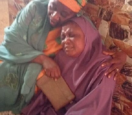Nigerian Woman Cries Bitterly, Mourns As Her Husband D!es Two Days After Their Wedding (Photos)