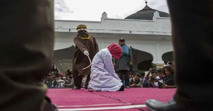 Man Gets Flogged Inside A Mosque For Spending Time Alone With Woman That’s Not His Wife