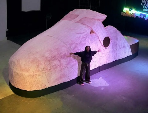 Guinness World Record: Nigerian Designer, Sanya Shows Off The World’s Largest Sandal She Just Designed