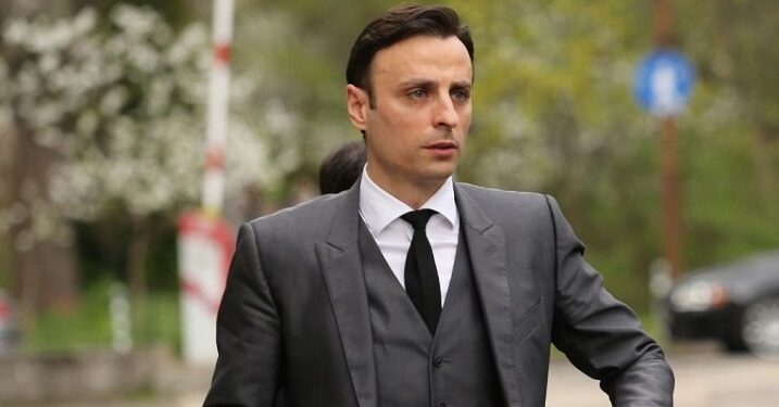 Man United Legend, Berbatov Snubs Ronaldo As He Names The Best Striker In Football History