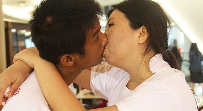 Guinness Record-holding Couple Who Kissed For 58 Hours Announce Separation (Photos)