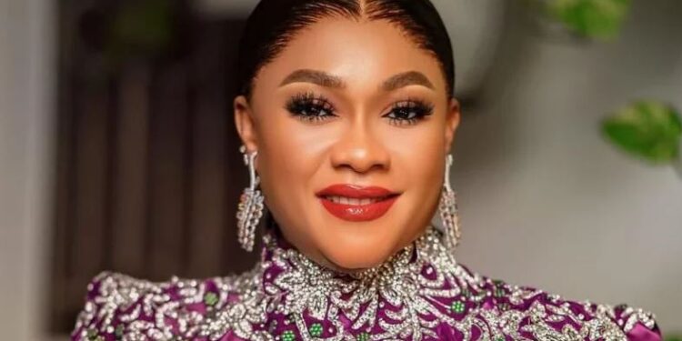 Sanwo-Olu’s Ally, Aisha Achimugu Flees Nigeria As EFCC Set To Declare Her Wanted