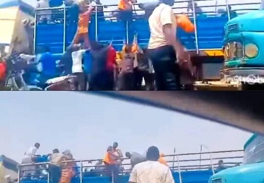 Angry Youths Hijacked And Looted A Trailer Conveying Cartons Of Food Items Branded “Seyi Tinubu” (Video)