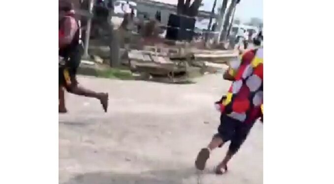 BREAKING: Police Officer Runs Mad, Shoots Many Dead In Calabar (Video)