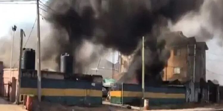 Gunmen Attack Police Headquarters In Enugu, Kill One, Cart Away Weapons