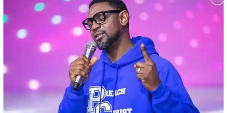 Fatoyinbo Apologizes For Saying Apostle Babalola Died Poor