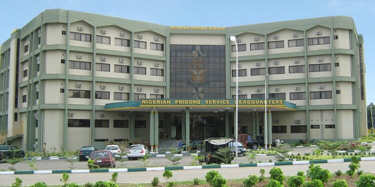 Nigerian Prison Officer Dismissed For Taking Snapshots Of Inmate