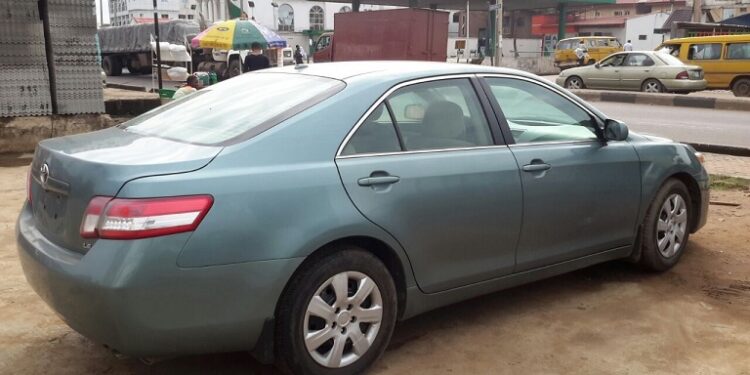 Accountant Found D3ad With Multiple St@b Wounds Inside Her Car In Abuja