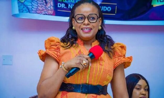 If DNA Tests Confirm That Your Husband Is The Father Of All Your Children I Will Give You Cash Gift – Soludo’s Wife Dares Ekwunife