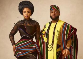 He Is Always Disrespecting His Wife – Nigerians Drag Davido Over Request He Made To Chioma