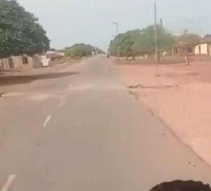“There Are No Residents Anymore In This Town, Everyone Has Fled Over Terrorist Attacks” – Man Shares Video Of Deserted Community In Kwara (Watch)