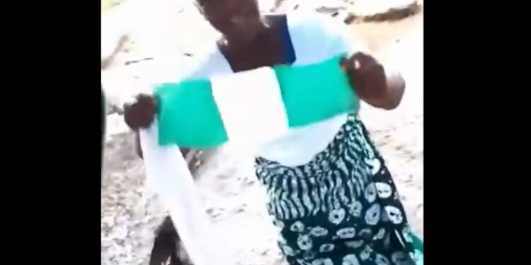 Woman Calls US President Donald Trump For Help Over Killings In Nigeria In A Viral Video (Watch)