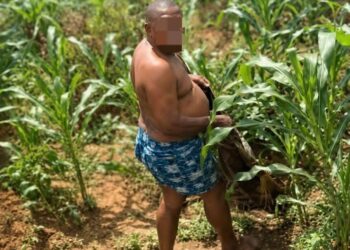 Police Arrest Lecturer Who Allegedly Attempted To Have S£x With Student In The Lab (Video)