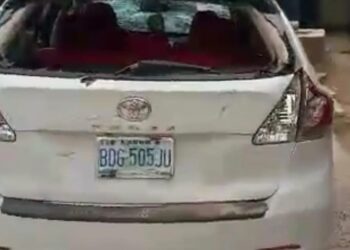 Panic As Thugs Attack APC Chieftains Residents In Osun