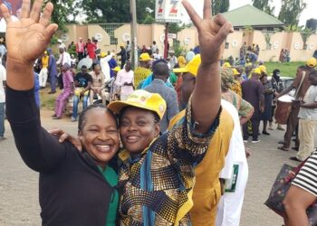 Osun Workers Storm Secretariat To Celebrate Adeleke’s Re-Election (Video)