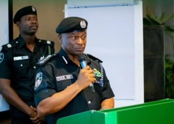 Osun Election: Police Ban Amotekun, Vigilantes, Issue Strong Warning To Thugs And Vote-buyers