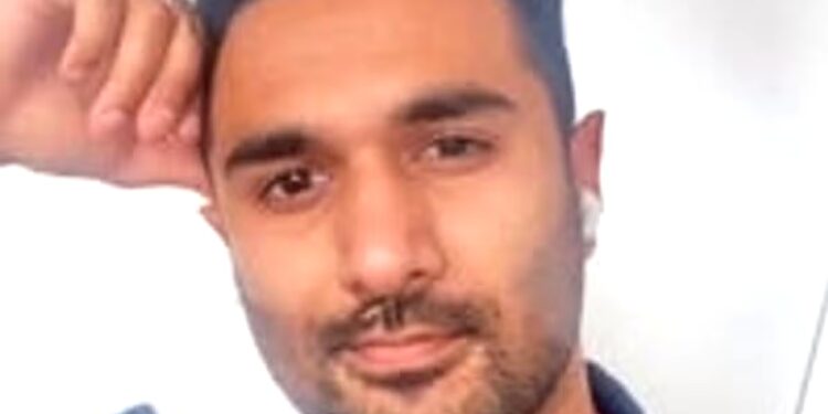 Student Doctor Deported After Being Convicted Of R@pe For Failing To Pay S£x Workers